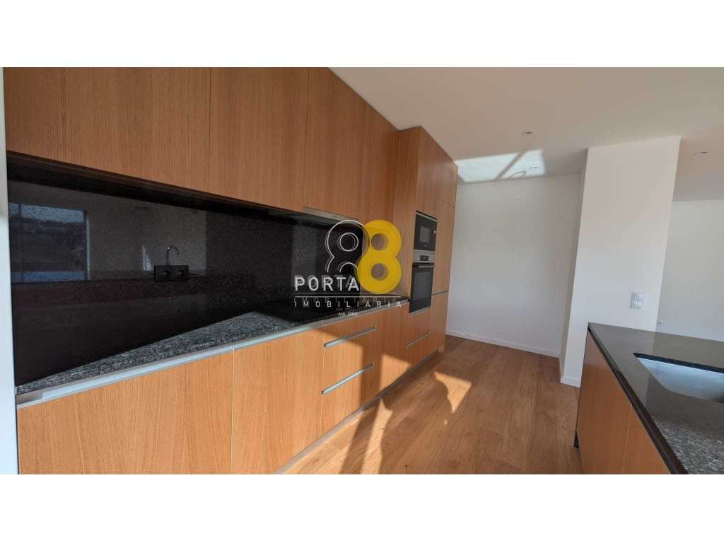 Apartamento T4 recuado com terraço em Matosinhos Sul - Grande imagem: 5/44