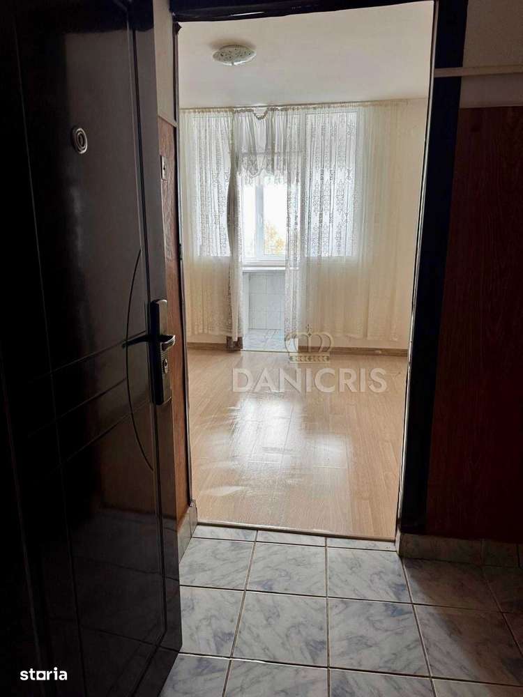 Garsonieră Zona Poarta 6 , Constanța - Imagine principală: 3/4