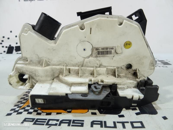 Fecho Da Porta Frente Direita Seat Ibiza Iv Sportcoupe (6J1, 6P5)  5N2 - 3