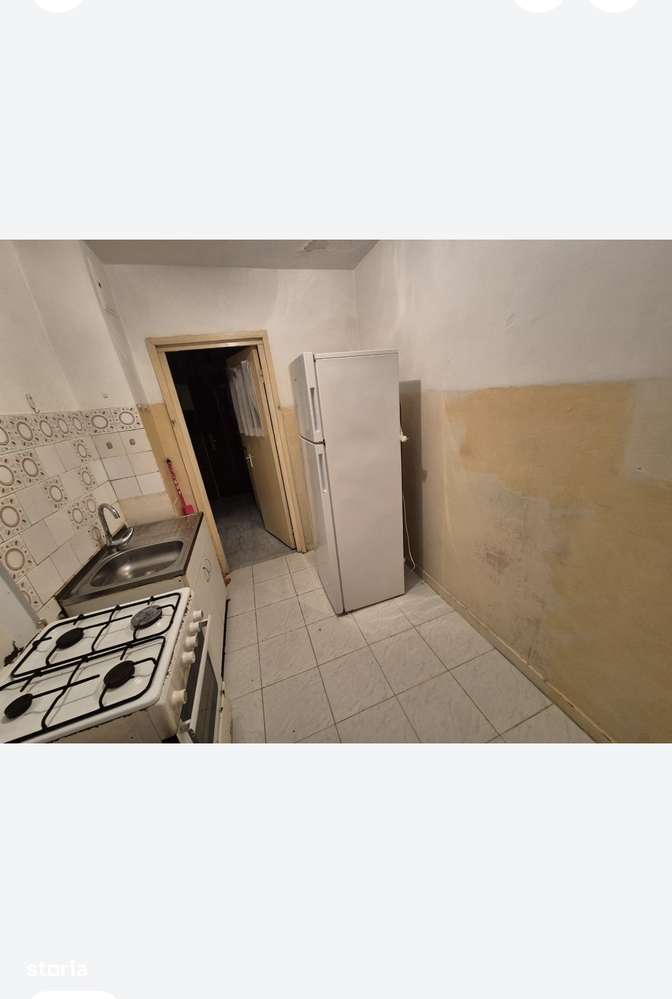 ap 2 camere la parter in zona Gara-3