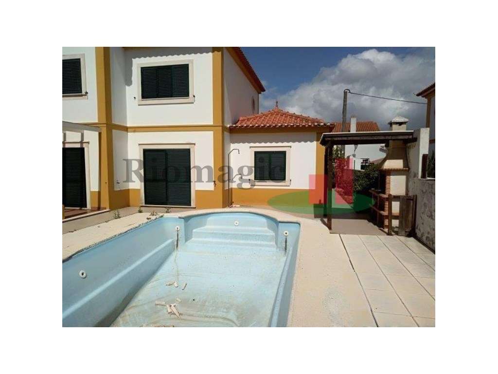 Moradia T3 em Benavente ***RIOMAGIC***-9