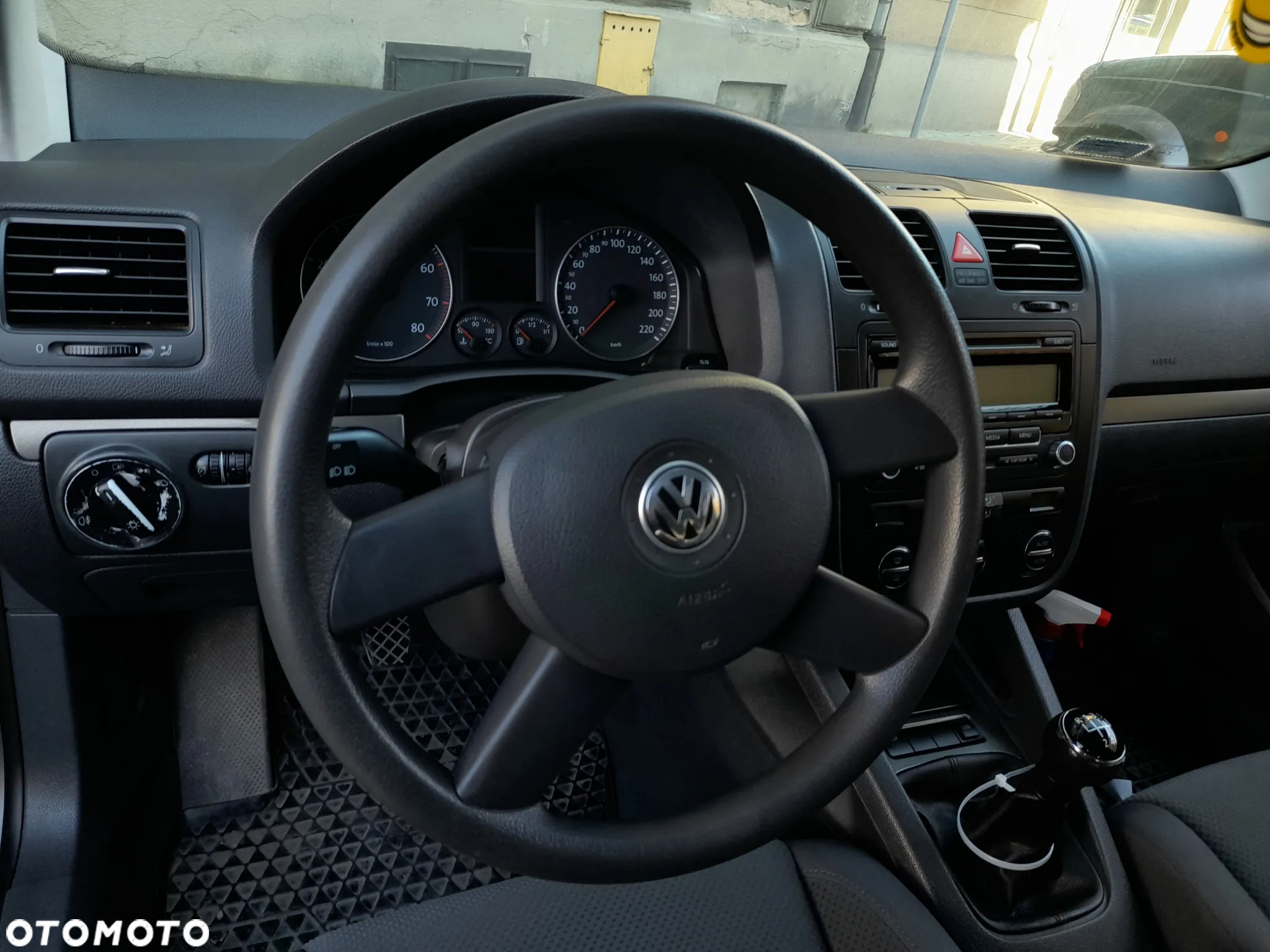 Volkswagen Golf V 1.4 Comfortline - 10