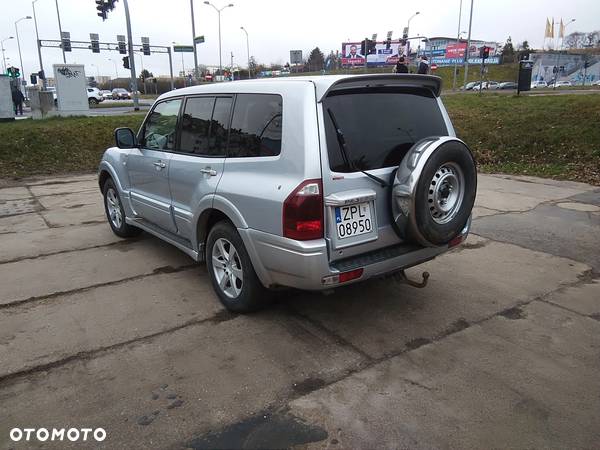 Mitsubishi Pajero 3.2 DID 7os - 3