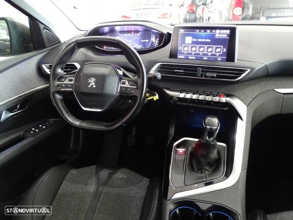 Peugeot 3008 1.5 BlueHDi Allure - 10