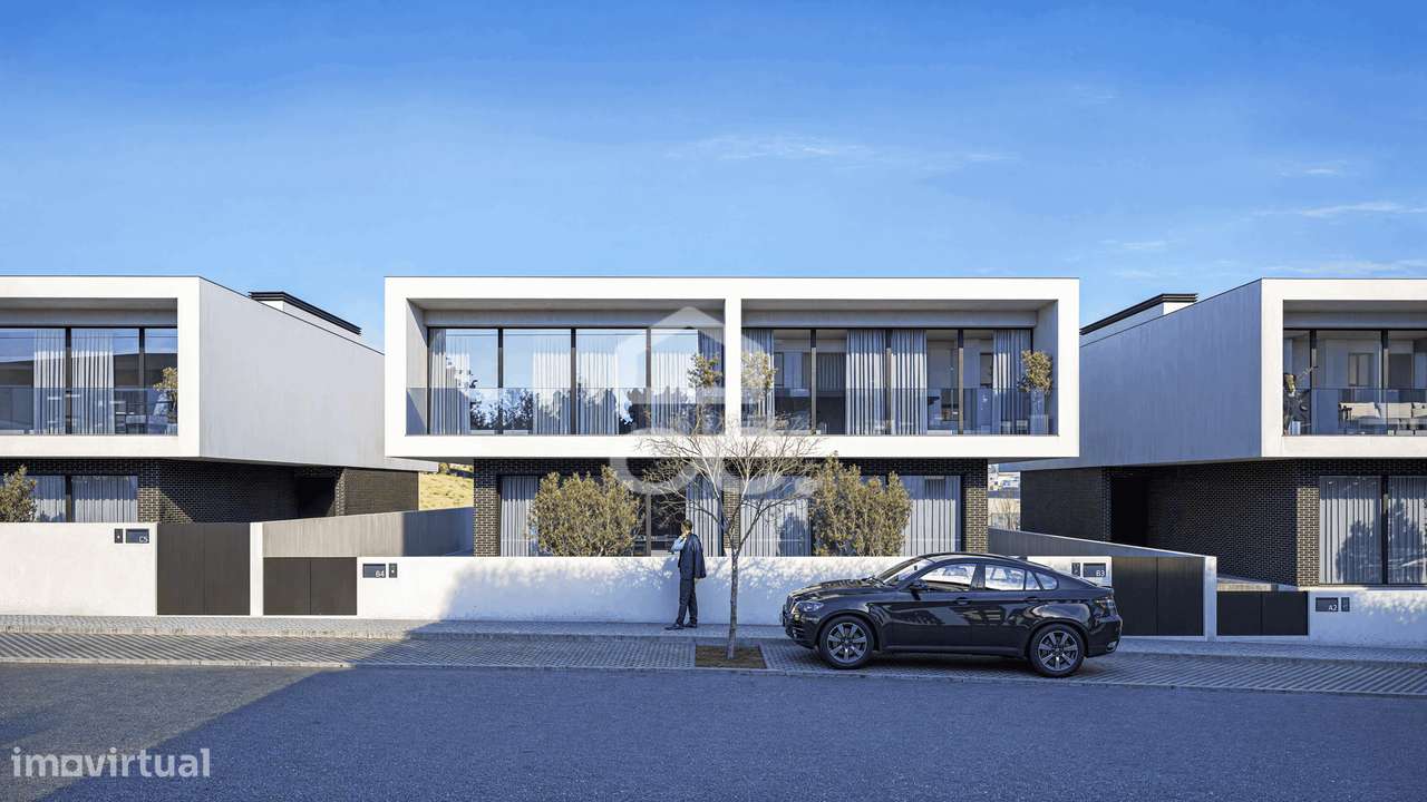Moradia T4 nova, com jardim e terraço, em condomínio privativo com pis-10