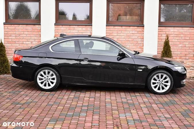 BMW Seria 3 318i Coupe Edition Exclusive - 13