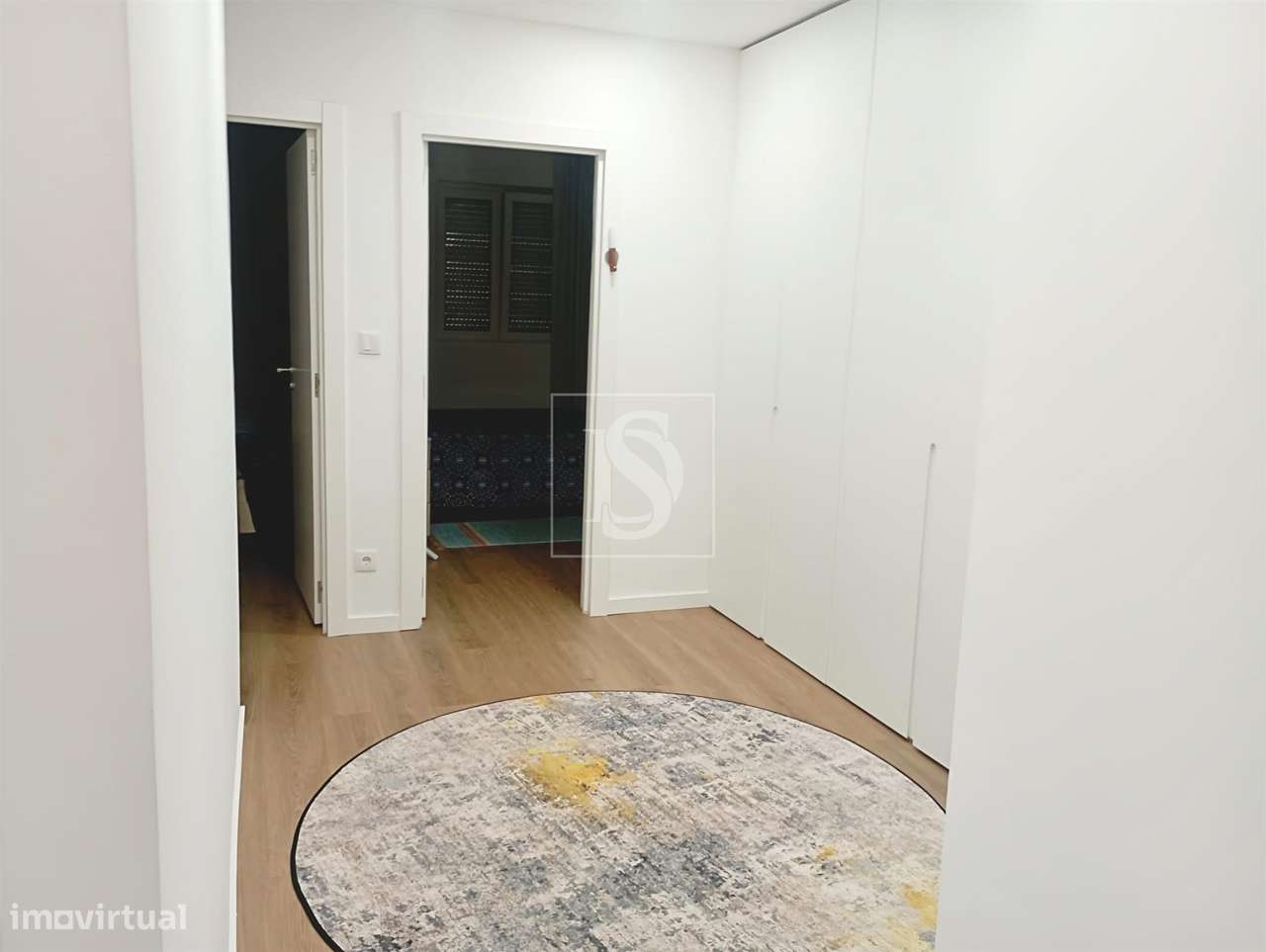 Apartamento T3, renovado, em Matosinhos-6