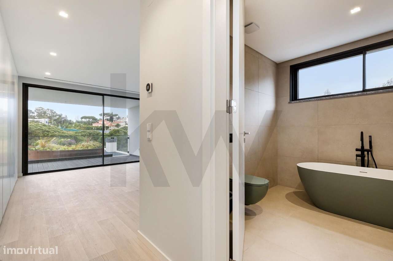 Moradia de arquitetura contemporânea em Cascais com 5 suites para vend-35