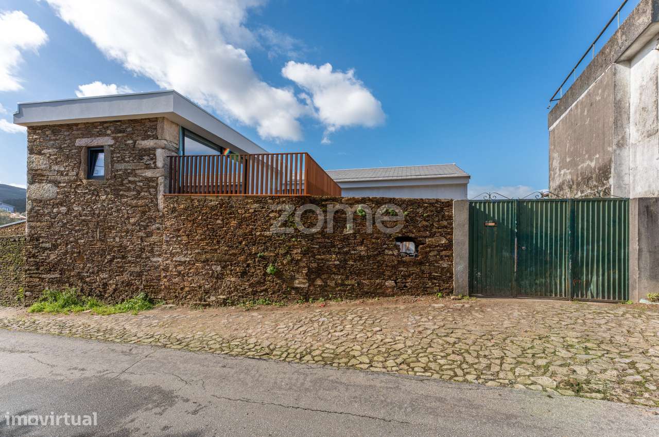 Moradia T4 Contemporanea Piscina Garagem Venade Chave Na Mao