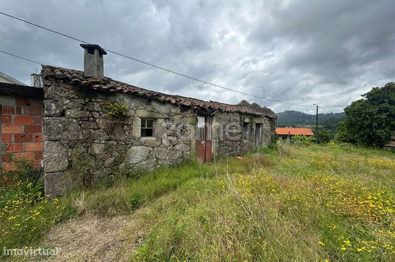 Moradia T2 em Pico, Vila Verde: refúgio rural com 870m2 de terreno. - Grande imagem: 2/18