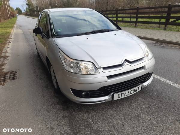 Citroën C4 Coupe 1.4 16V 90 Jahre - 1