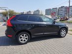 Volvo XC 60 D5 AWD Momentum - 8