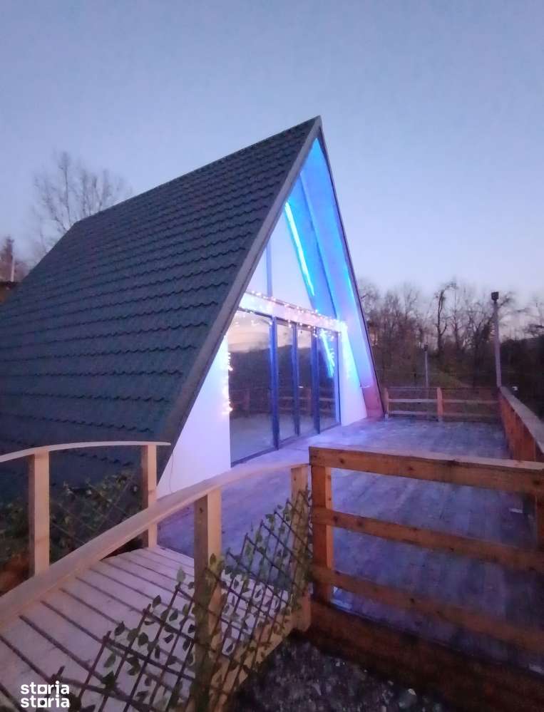 Două case de vacanță, Campina,O investiție inspirată - Imagine principală: 4/20