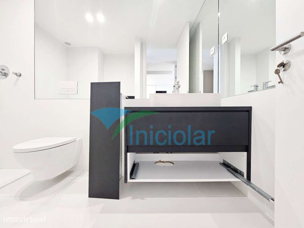 T1 Novo| Gueifães| Varanda| G. Fechada-5