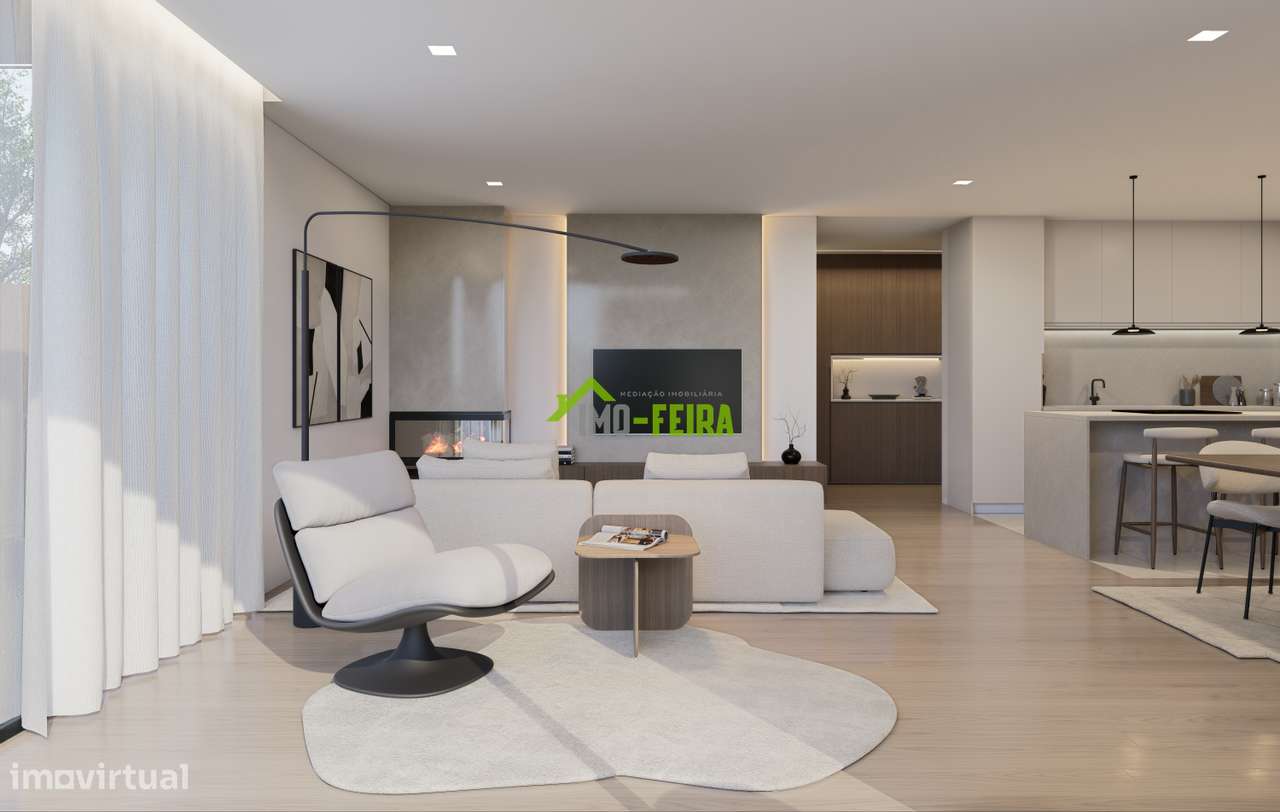 Moradia T3 com jardim e garagem em Fornos-17