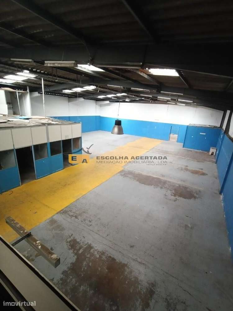 Armazém  em S. Mamede - Grande imagem: 4/14