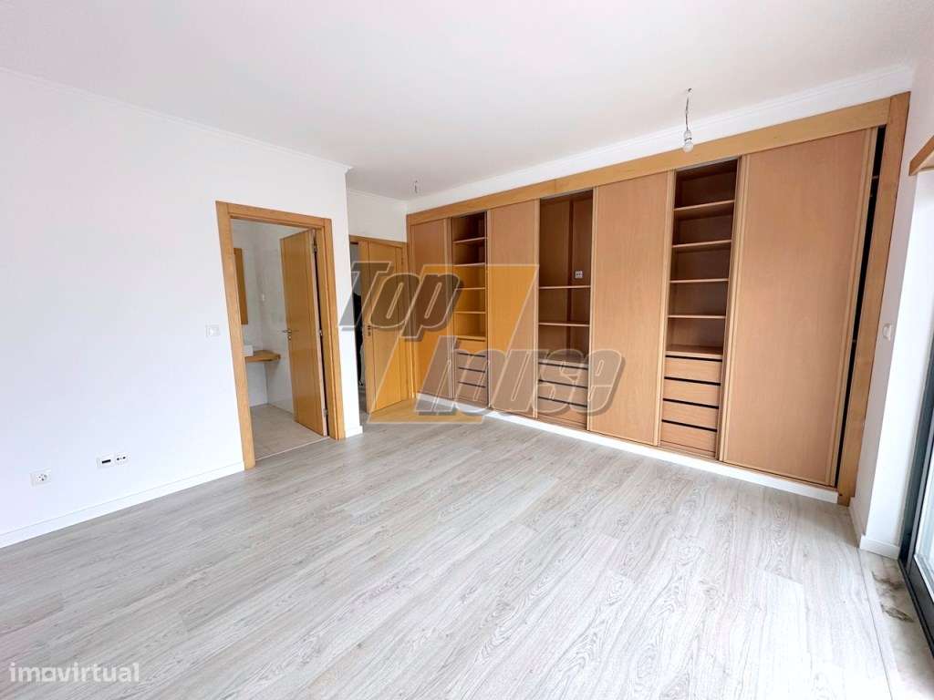 Moradia Isolada T5 Com Cave-33