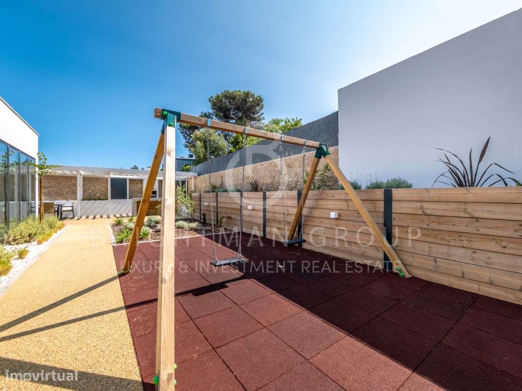 Apartamento T4 com jardim privativa, em Carcavelos-56