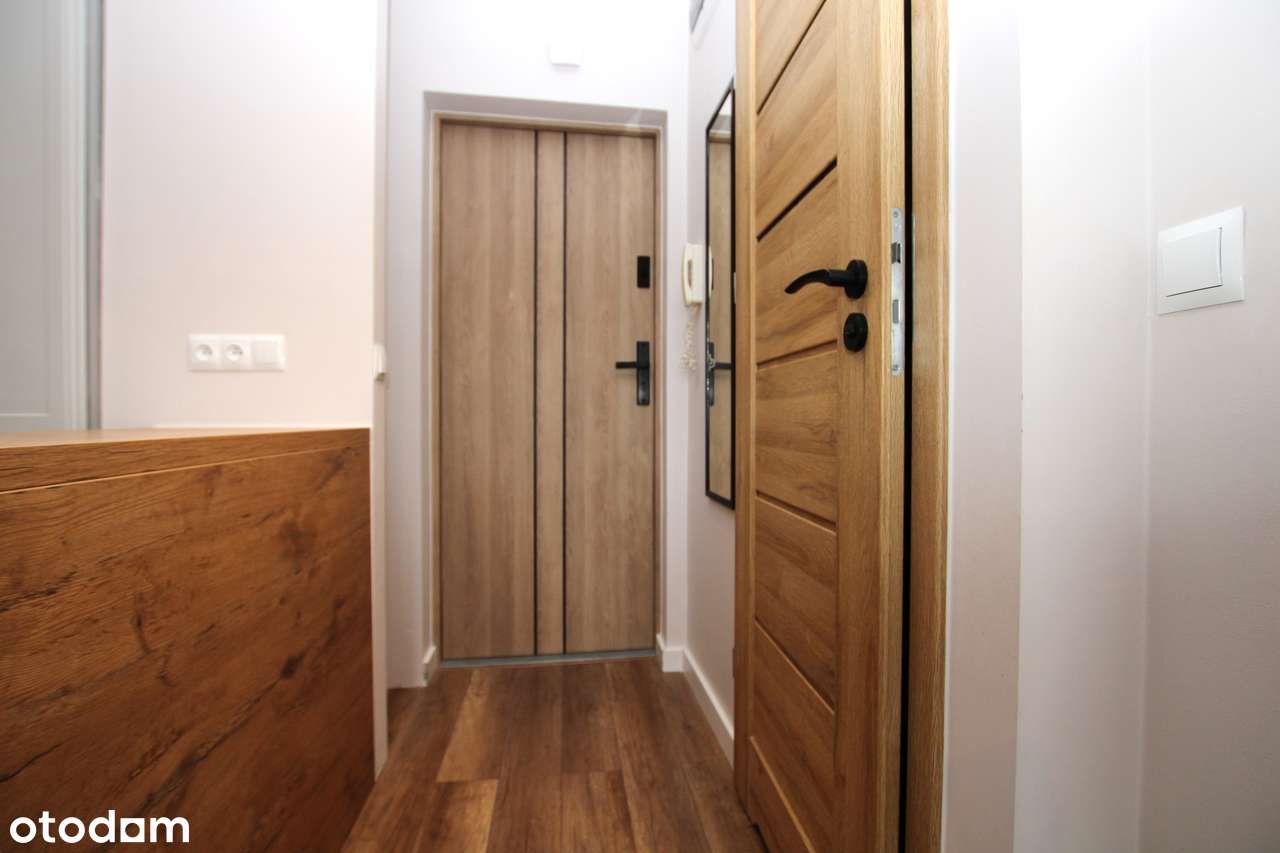 2 pokoje po generalnym remoncie w centrum miasta --> ul. 12 Lutego-11