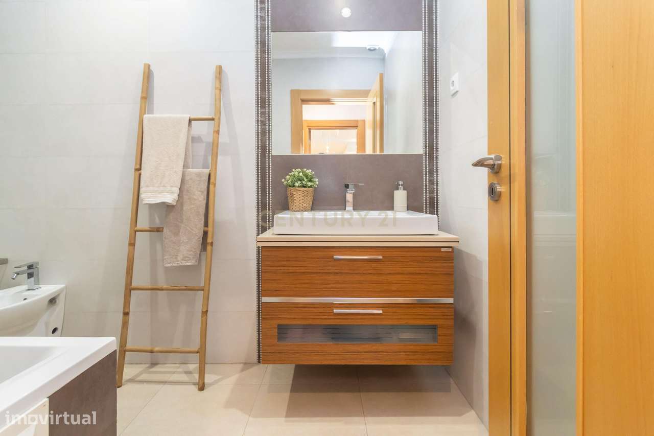 Apartamento T2 c/ garagem e arrecadação, Redondos, Fernão Ferro-31