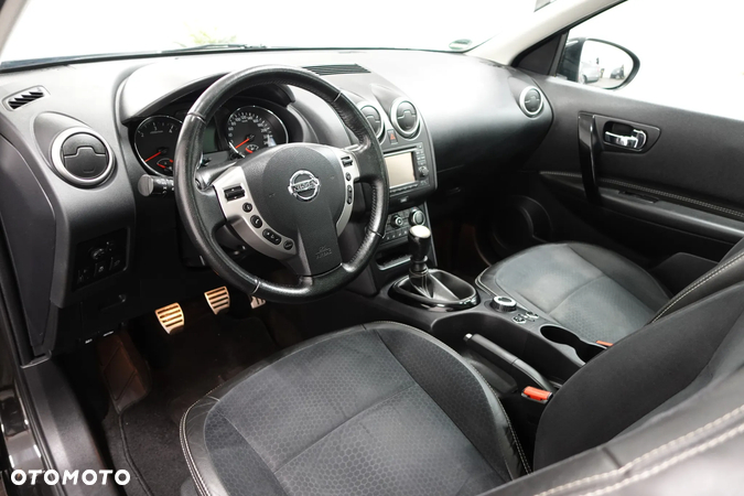 Nissan Qashqai 1.6 DCi 4x4 Tekna - 22