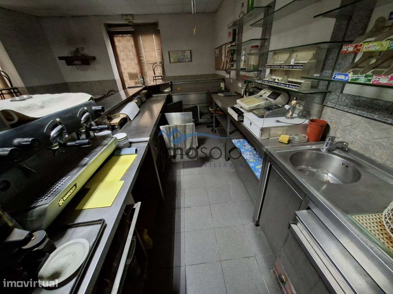 Moradia T2 com Oportunidade de Recuperação e Negócio Integrado - Grande imagem: 4/15