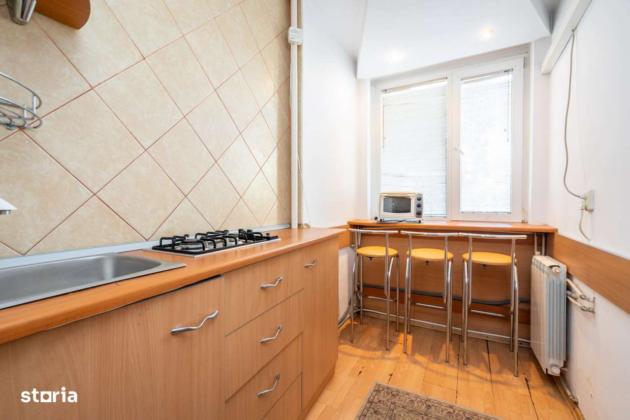 De vanzare - Apartament cochet Metrou Universitate-4