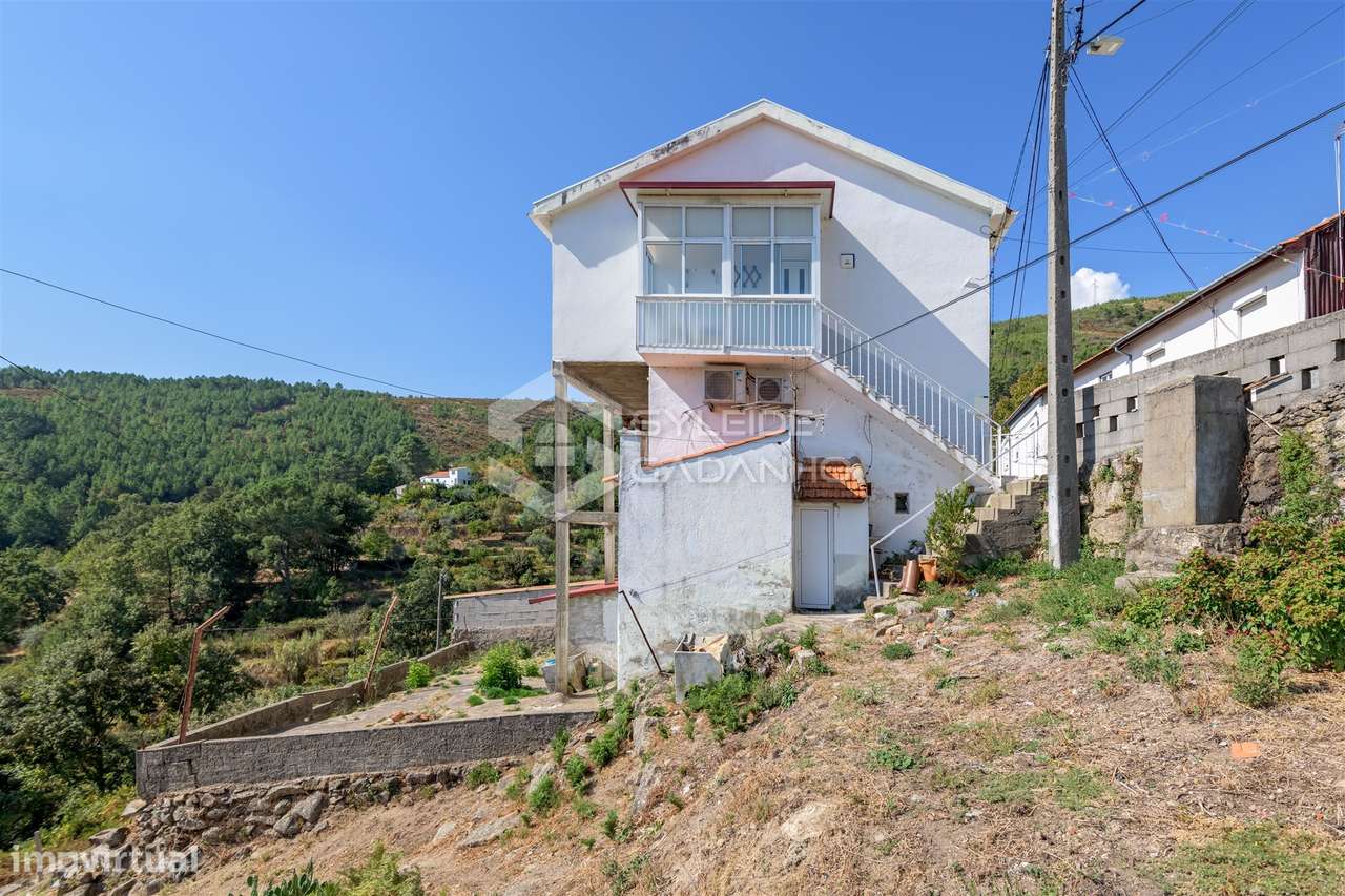 Prédio T4 Venda em Tortosendo,Covilhã-19