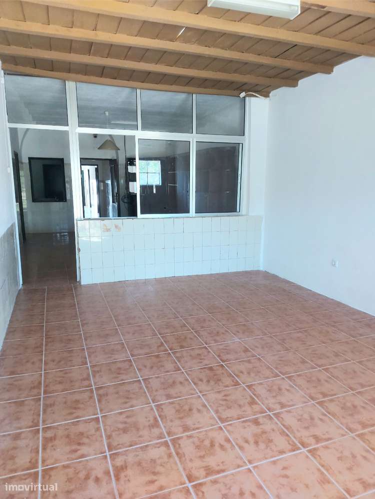 Moradia T3 + T1 + Terreno Urbanizável (Horta) - Vidigueira-17