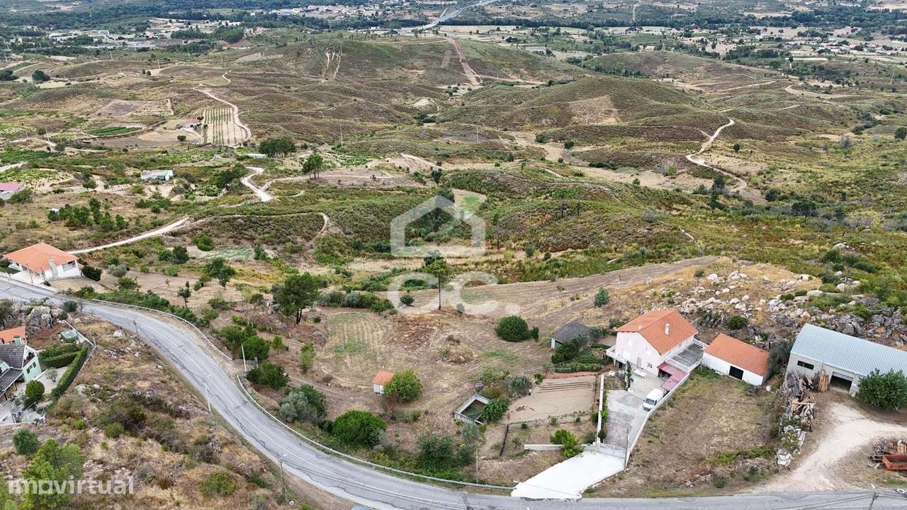 Terreno para Construção com 12.866m2 e com poço – Oportunidade Única a - Grande imagem: 3/22