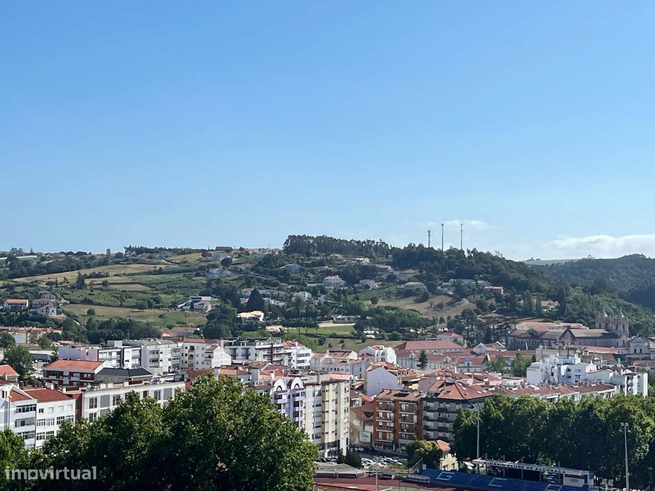 Duplex com Terraço, Garagem e Vistas Desafogadas | Alcobaça-31