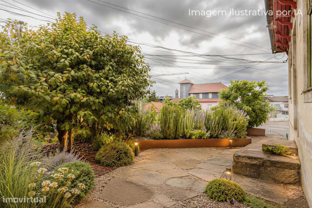 Moradia T2 renovada com Terraço, Jardim e Armazém - Centro de Baltar-32