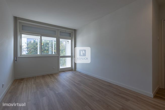 Apartamento T3 renovado em Massarelos-21