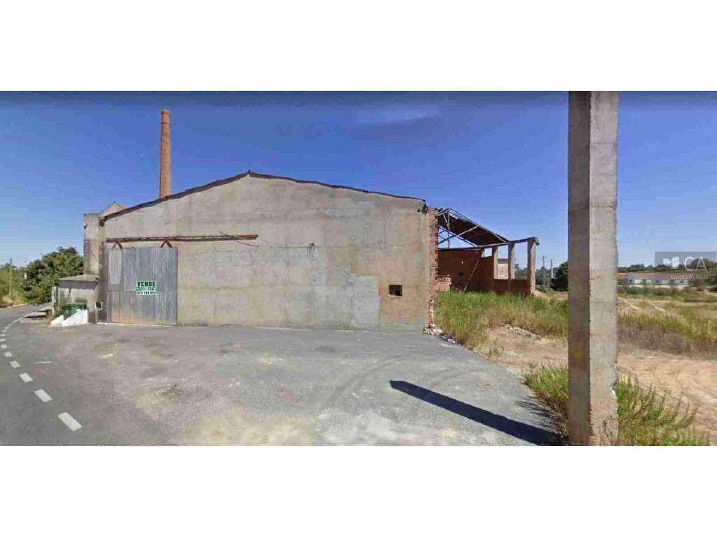 UNIDADE INDUSTRIAL DE CERÂMICA NA PONTE DO CELEIRO, PÓVOA DA ISENTA... - Grande imagem: 2/10