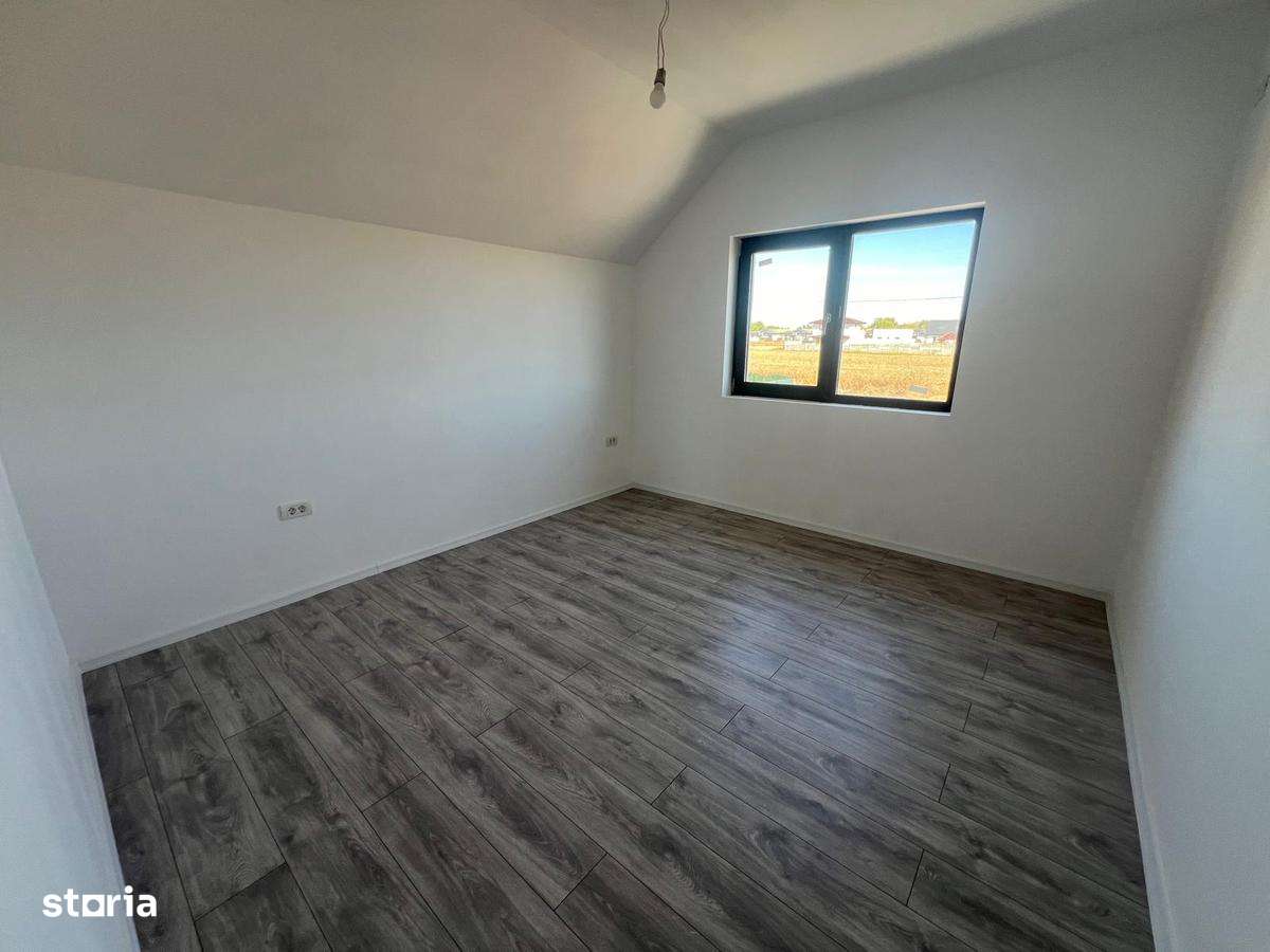 Vila individuala -4 camere -3 bai -425mp teren- str asfaltata - Imagine principală: 4/5