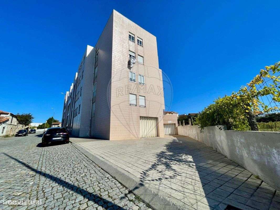 Apartamento T1 para venda - Grande imagem: 2/27