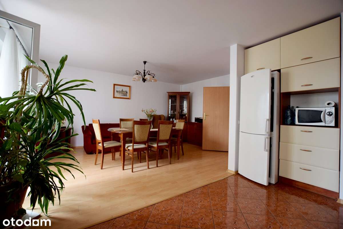 Idealne mieszkanie dla Rodziny-3 sypialnie i obszerny salon z kuchnią-2