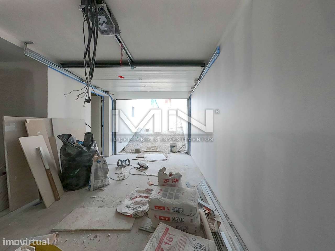 Moradia V4 -c/ piscina - 5 km do Porto-53