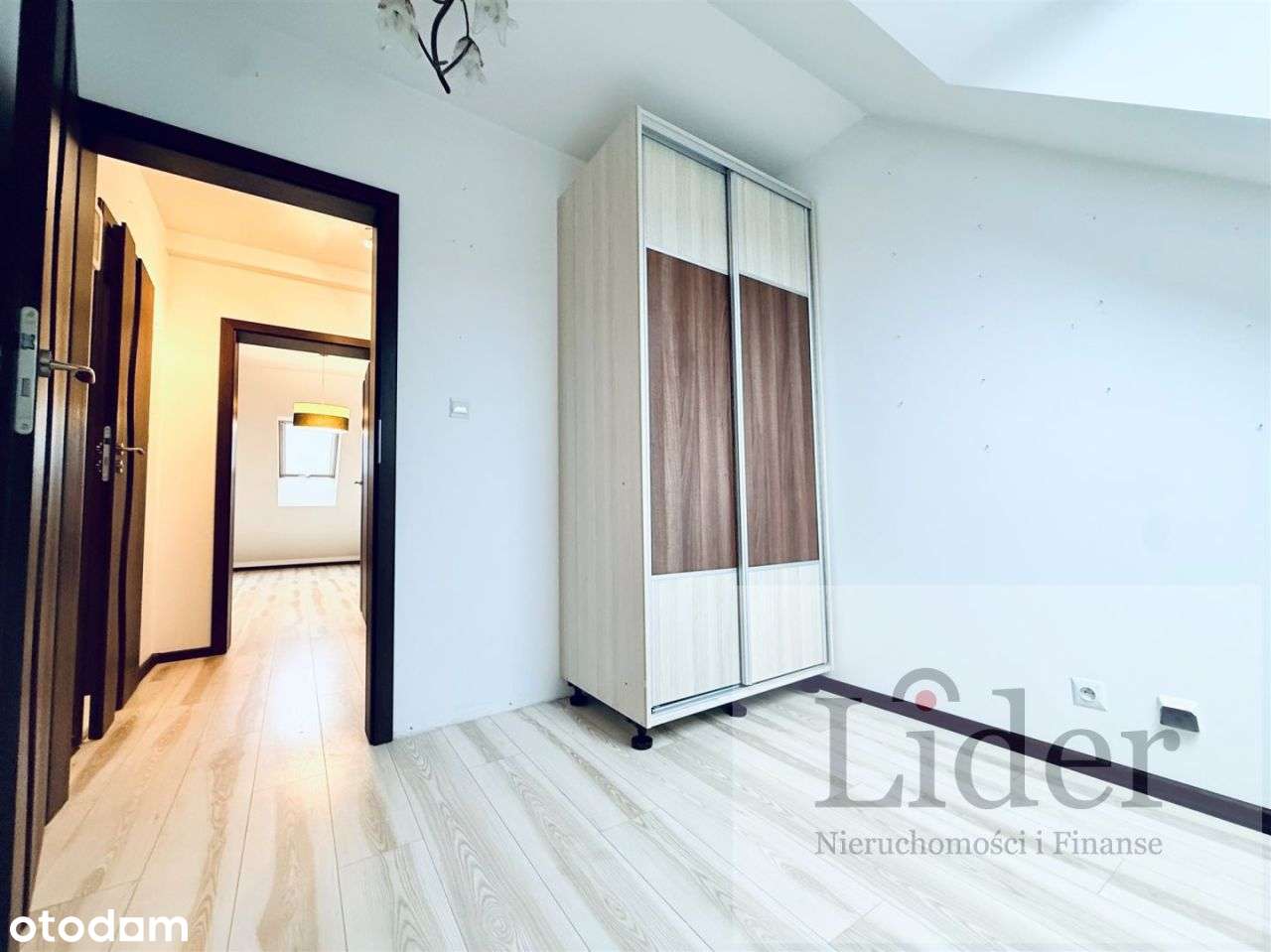 Różyckiego centrum miasta 64,43 m² + 30 M poddasza-15