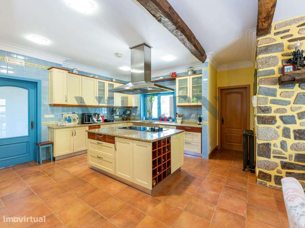 Moradia de Sonho em Vila Nova de Famalicão - Um Refúgio Exclusivo e... - Grande imagem: 4/34