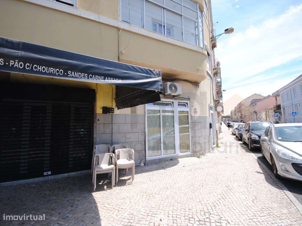Apartamento T0+1 totalmente reabilitado Sete Rios / Avenidas Novas-33