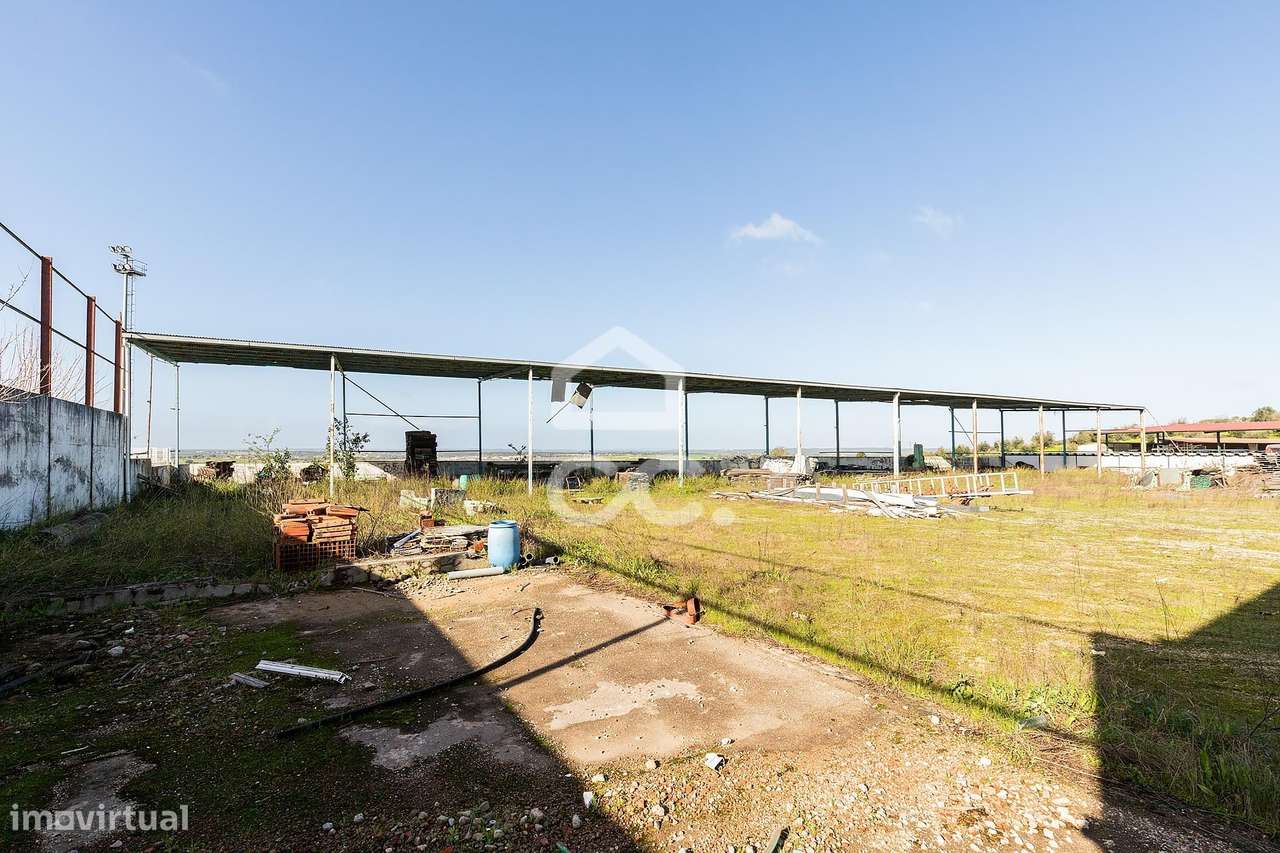 Dois Armazéns Industriais com 2.404 m² em Lote de 5.845 m² | Redondo, - Grande imagem: 3/45