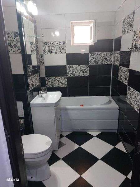 Apartament 3 camere de vanzare zona NORD - Imagine principală: 5/7