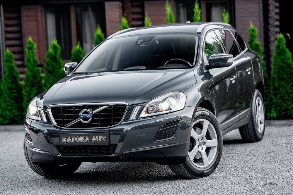 Volvo XC60 I D5 AWD Summum 2011