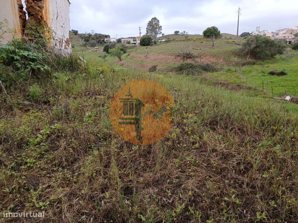 TERRENO COM RUINA - 4.960 M2 - COM NORA - ÁGUA DA BARRAGEM NA JUNQU...-42