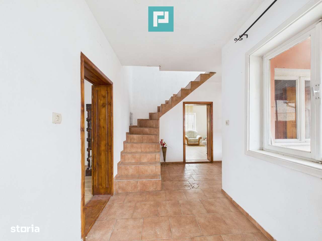 Casă modernă P+1, cu magazin, lângă orașul Sebiș-2