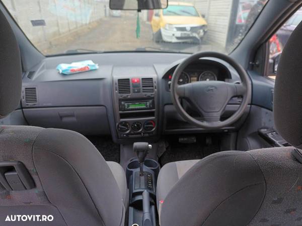 Dezmembram/ Piese Hyundai Getz 1.3 b - 5