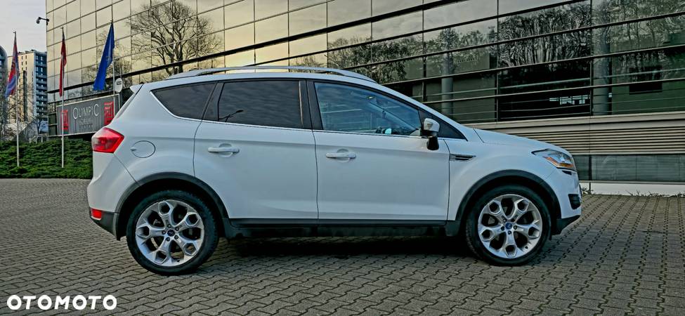 Ford Kuga 2.0 TDCi 4WD Titanium - 2