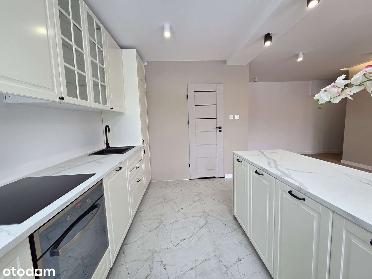 TOP lokalizacja! 2pok przy spodku!-4