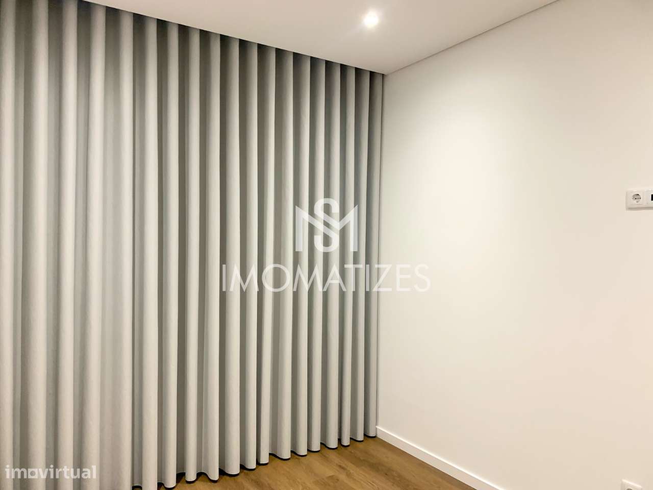 Apartamento T2+1 totalmente renovado - São Romão do Coronado-14